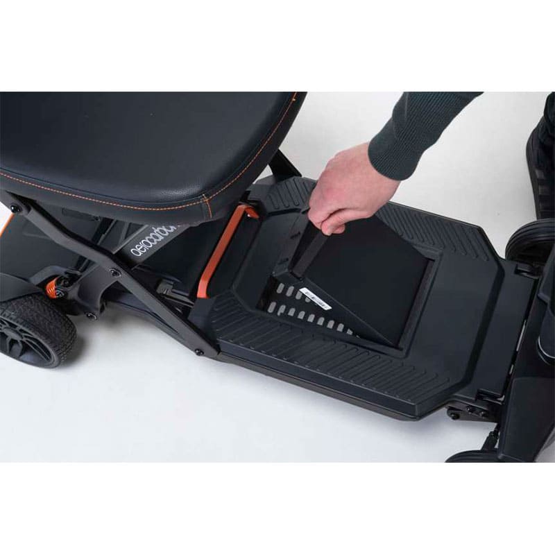 mobility-world-ltd-uk-aerocarbon-lightweight-folding-mobility-scooter