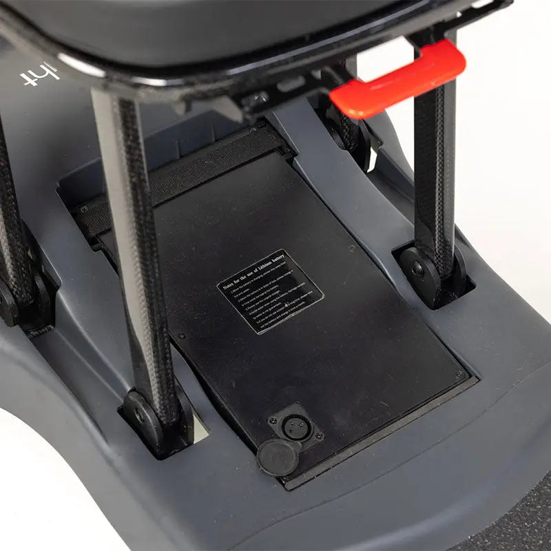 mobility-world-ltd-uk-genie-ultralight-Folding-Mobility-Scooter