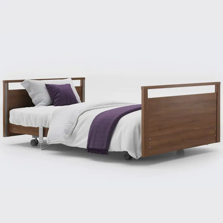 The Opera® Signature bed is height adjustable, making it suitable for both nursing care and ease of access. The bed's extensive height range allows it to be lowered close to the floor and raised up to a carer's waist level to make it easier to provide care.