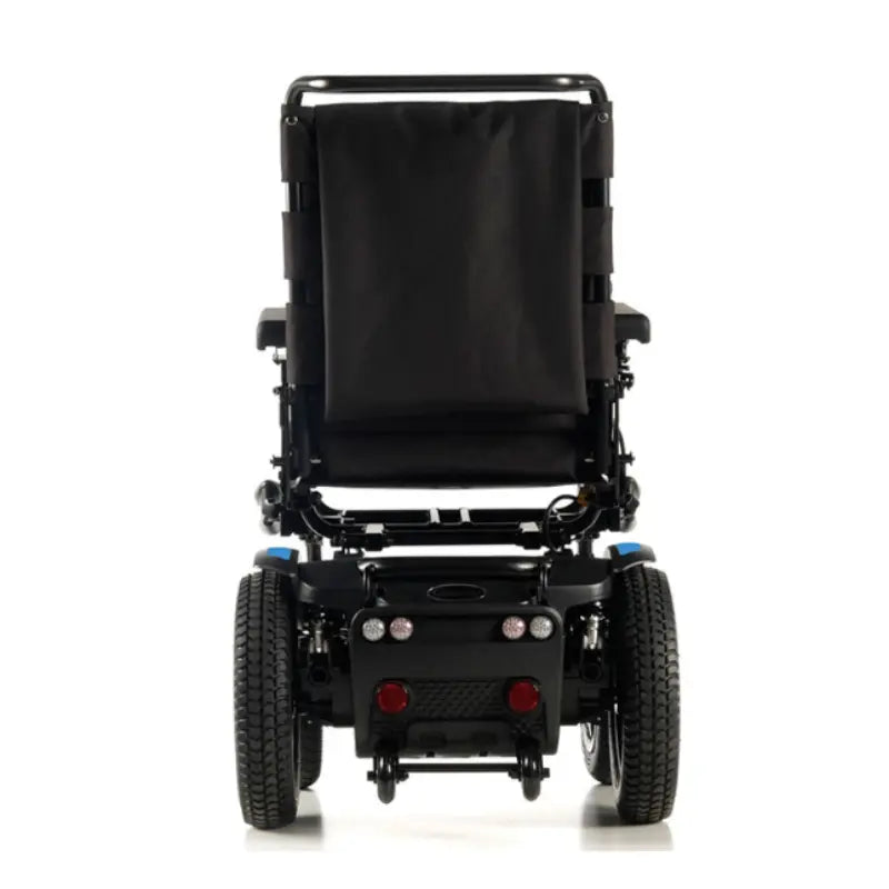 This entry-level powerchair is precision-measured to fit in short spaces without compromising on traction or stability. It also has the ability to climb kerbs up to 100 mm (4"), making it a great choice for those who need a little extra help getting around.