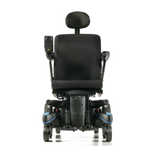 Load image into Gallery viewer, With 4-pole motors and a choice of 60 or 80 Ah batteries, this model is designed to give you the freedom to travel wherever you want. The optional Gyro-Tracking System ensures a smooth, stable ride, making it ideal for those with limited mobility.