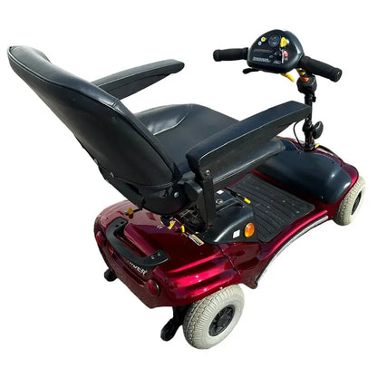 Roma Shoprider Paris Mobility Scooter is a lightweight  with the height adjustable,&nbsp; padded seat, armrests that adjust and fold for easier entry. The tiller can be adjusted to provide a comfortable amount of legroom.