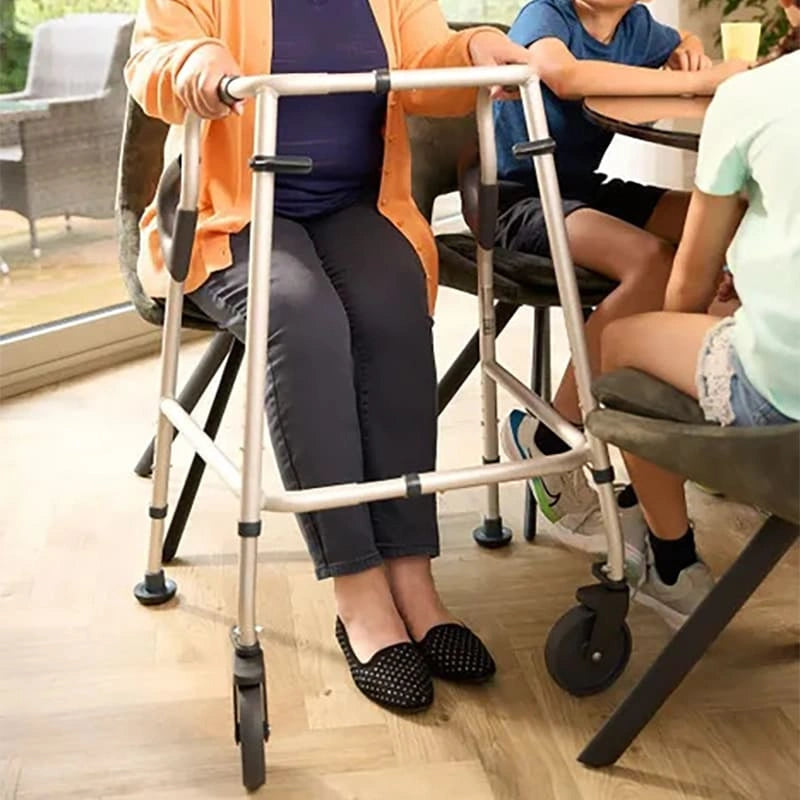 mobility-world-ltd-uk-NRS-healthcare-walk-safe-walking-frame_9