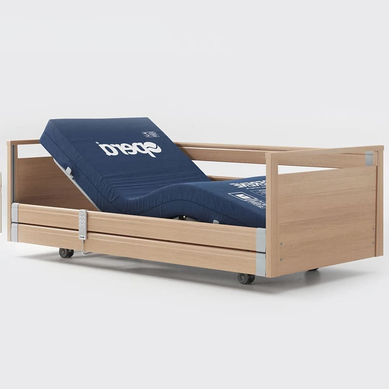 The Opera® Signature bed is height adjustable, making it suitable for both nursing care and ease of access. The bed's extensive height range allows it to be lowered close to the floor and raised up to a carer's waist level to make it easier to provide care.