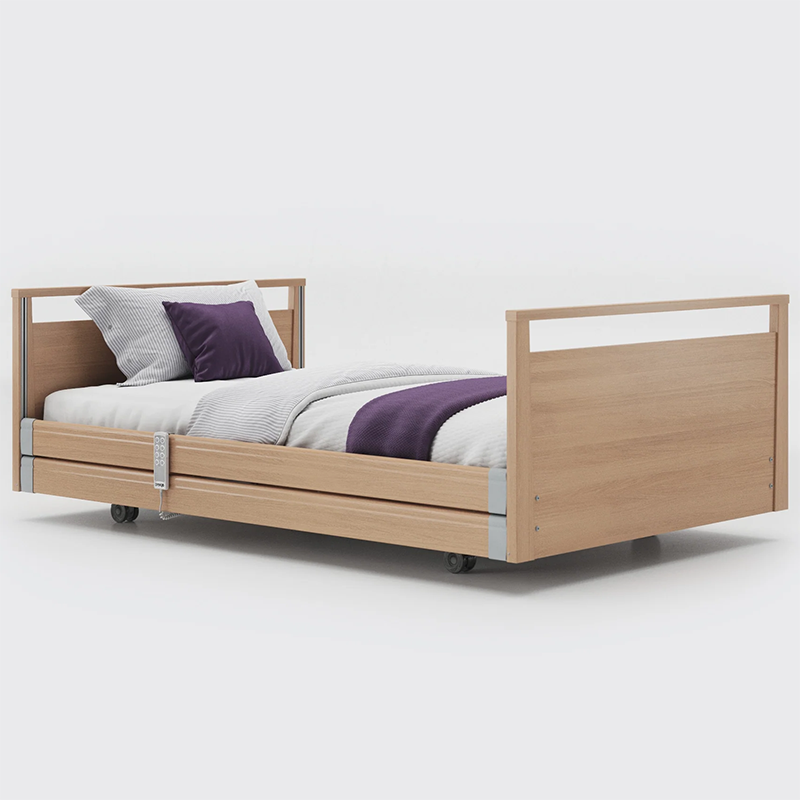 The Opera® Signature bed is height adjustable, making it suitable for both nursing care and ease of access. The bed's extensive height range allows it to be lowered close to the floor and raised up to a carer's waist level to make it easier to provide care.