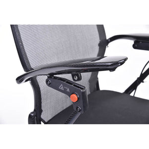mobility_world_ltd_uk_quickie_q50_r_carbon_folding_powerchair_armrest