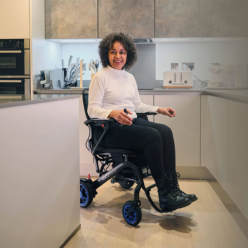 mobility_world_ltd_uk_quickie_q50_r_carbon_folding_powerchair_reliability