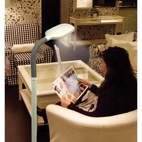Daylight high top vision floor lamp