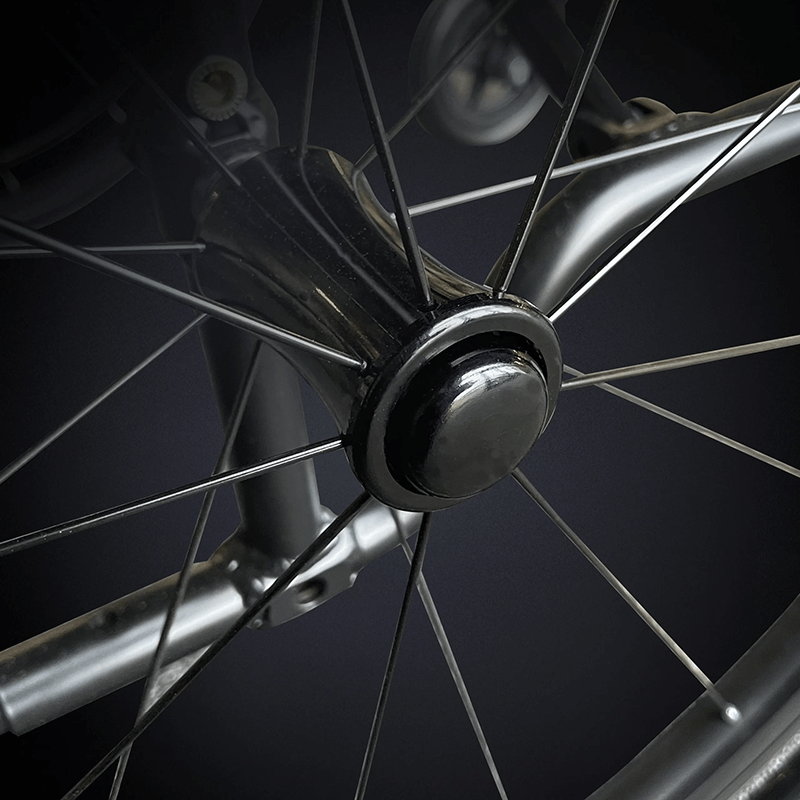 Mobility-World-Ltd-UK-Feather-propel-wheel