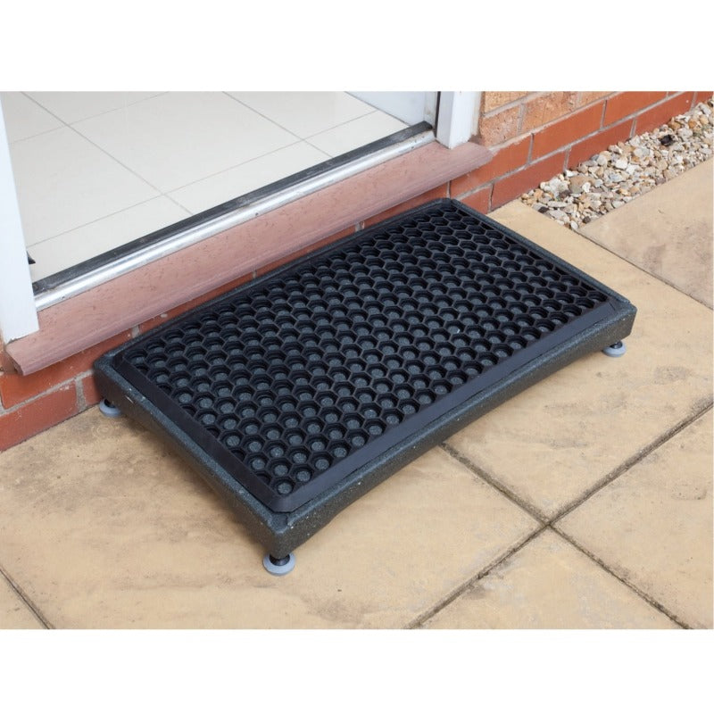 derby_outdoor_half_step