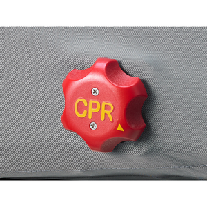 This mattress has an alternating mode that continuously and sequentially inflates and deflates air cells to avoid long term pressurization of tissue. The CPR knob is located at the patient’s right-hand side of the mattress near the head section area, and whenever a CPR operation is needed, quickly turn the CPR knob to release air from the mattress.