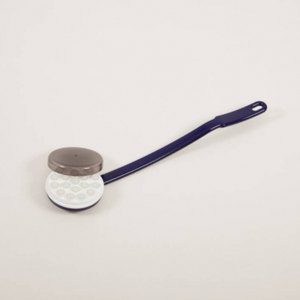 Apply cream and massage your skin at the same time with this long handled applicator