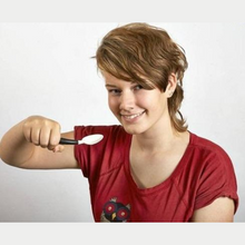 Load image into Gallery viewer, Henro-Grip Cutlery Dark Grey and Red