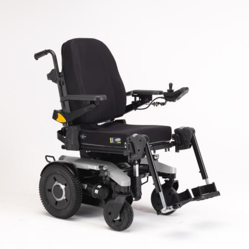AVIVA RX20 Modulite is the perfect rear-wheel-drive powerchair for everyday mobility. Its compact base and tight turning radius make it ideal for small spaces. With a seat to floor height of only 435mm, it's perfect for positioning at tables or desks.