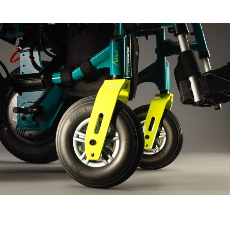 The Esprit Action Junior wheelchair is perfect for connecting with friends and family. Its sharp visual aesthetics and choice of three color combinations make it stand out, while its easy disassembly and transportability make it perfect for outdoor activities.