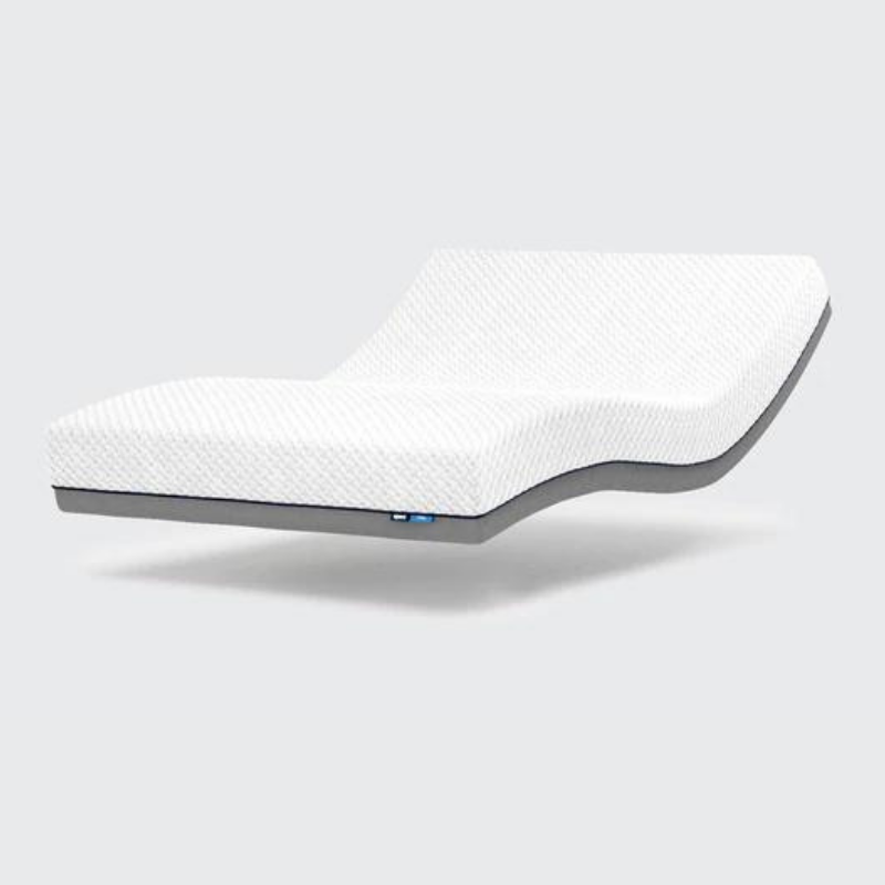 The Multi-layered mattress with high-density base support foam, visco foam and a natural latex topping foam.