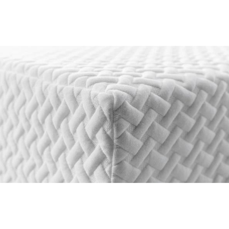 The Multi-layered mattress with high-density base support foam, visco foam and a natural latex topping foam.