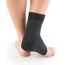Load image into Gallery viewer, Neo G Airflow Ankle Support -X Large Small: 15 - 19 cm; Medium: 19 - 23 cm; Large: 23 - 28 cm; X-Large: 28 - 33 cm