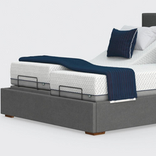 Load image into Gallery viewer, The Hagen Dual has a split/twin mattress platform allowing each side to be controlled independently. The bed a deep base design with four wooden corner feet