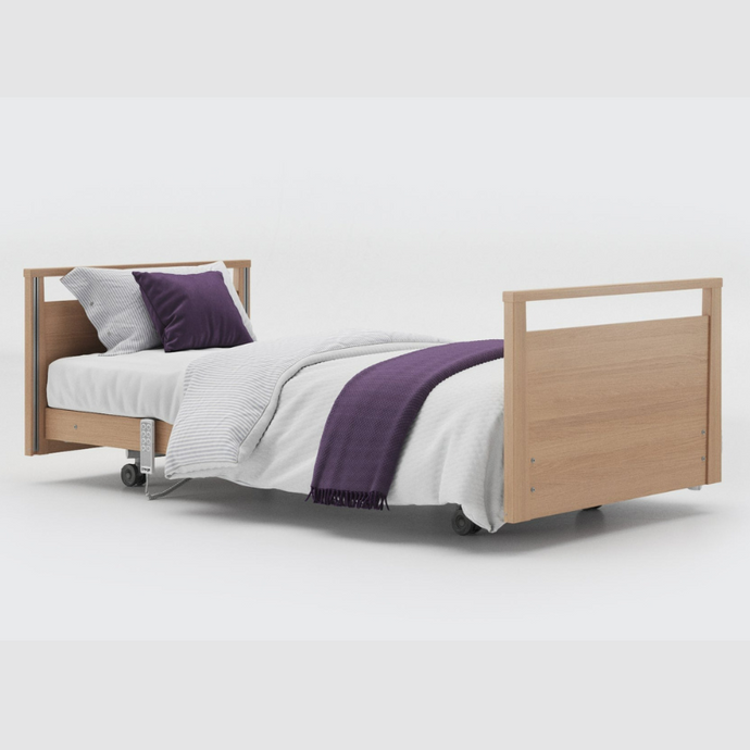 The Opera® Signature bed is height adjustable, making it suitable for both nursing care and ease of access. The bed's extensive height range allows it to be lowered close to the floor and raised up to a carer's waist level to make it easier to provide care.