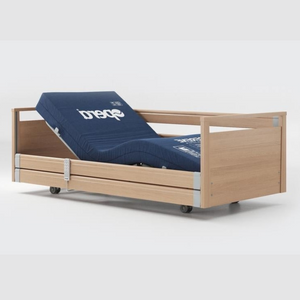 The Opera® Signature bed is height adjustable, making it suitable for both nursing care and ease of access. The bed's extensive height range allows it to be lowered close to the floor and raised up to a carer's waist level to make it easier to provide care.