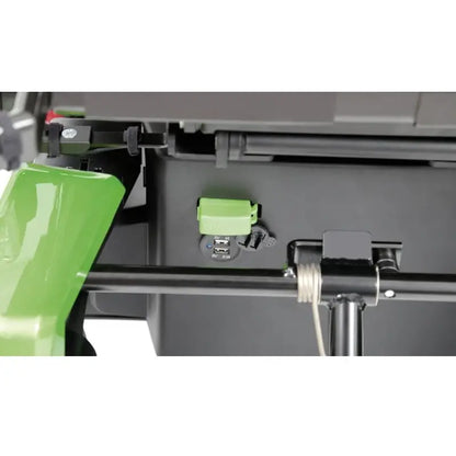 External power supply External power supply receptacles are a new feature on the Juvo B4: 12 V, 24 V and a USB charging receptacle with two inputs. This means you can charge your mobile phone when you’re out and about.