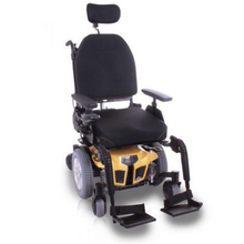 Load image into Gallery viewer, The Quantum Rehab Q4 wheelchair is a compact Mid-Wheel 6 Drive power chair that is a perfect solution for both indoor and outdoor use.  With an average speed of 4 mph, Q4 features a tight turning radius of 508 mm (20”) which provides an outstanding performance making Q4 easily maneuverable for any user.