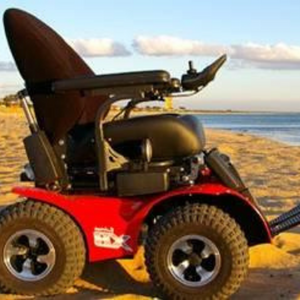 The Extreme X8 has an exceptionally smooth, jolt-free ride delivering unparalleled comfort. This is due to the suspension that keeps all four driving wheels on the ground and smooths the impact of small bumps and changes in the elevation of the terrain. 
