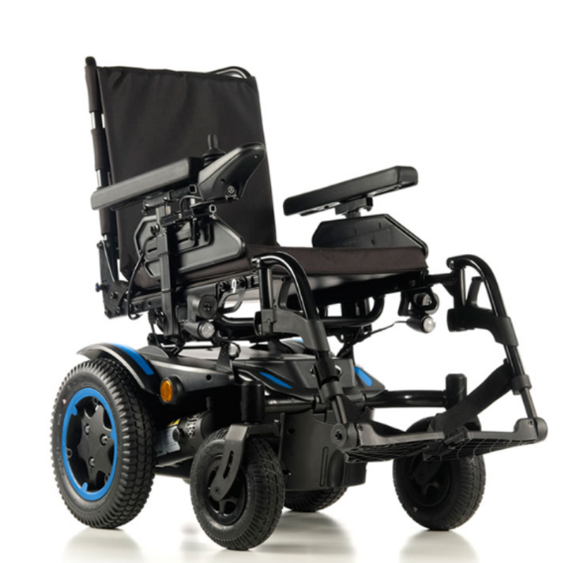 This entry-level powerchair is precision-measured to fit in short spaces without compromising on traction or stability. It also has the ability to climb kerbs up to 100 mm (4"), making it a great choice for those who need a little extra help getting around.