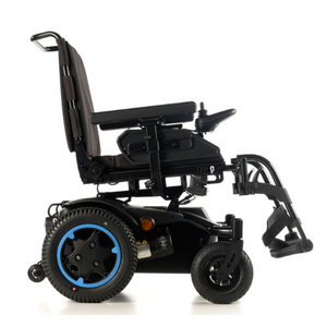 This entry-level powerchair is precision-measured to fit in short spaces without compromising on traction or stability. It also has the ability to climb kerbs up to 100 mm (4"), making it a great choice for those who need a little extra help getting around.