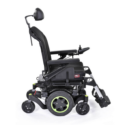 The Quickie Q300 M Mini is the original ultra-compact powerchair that has been packed full of more ‘big powerchair’ performance than ever before. With a width of just 520 mm, the all-new Q300-M Mini is the narrowest TRUE mid-wheel drive powerchair on the market.
