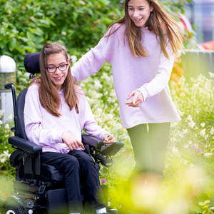 The Q300 M Mini Teens is also ridiculously compact and manoeuvrable, making it perfect for busy classrooms or hallways. There's no need to out-grow your powerchair when you can have the QUICKIE Q300 M Mini Teens.