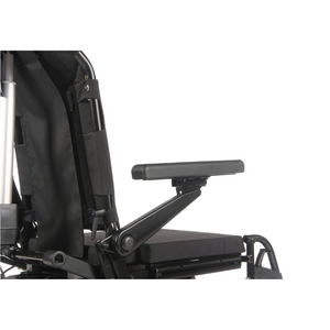 This updated model features a new chassis that makes it compact and easy to navigate in tight spaces, but still provides great outdoor performance. And with the Sedeo Lite seating system, you can adjust to narrower and wider dimensions than ever before, making it perfect for any individual.