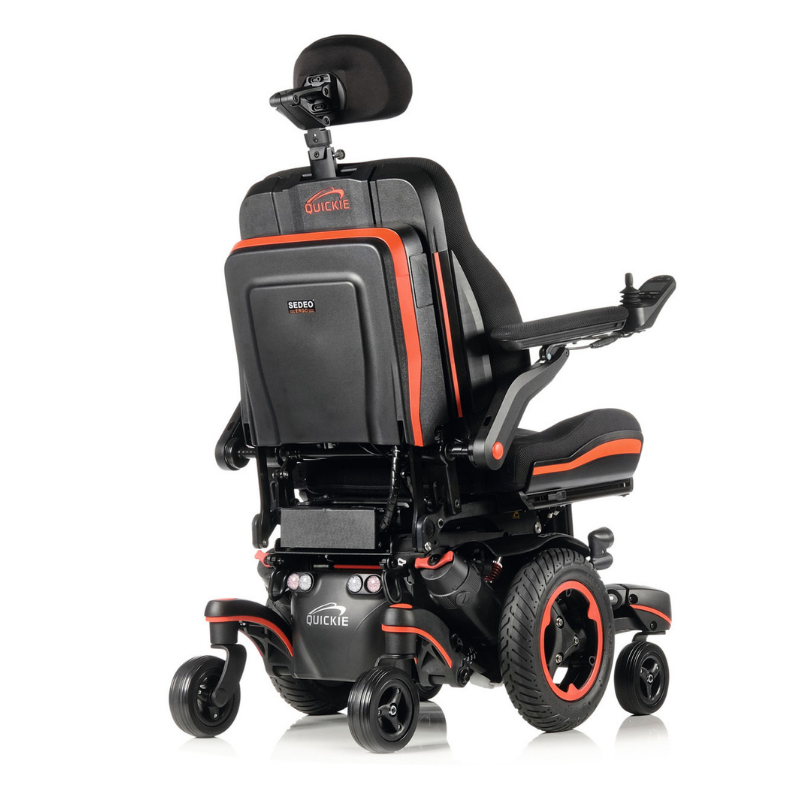 With the independent movement of all six wheels, this wheelchair can easily navigate obstacles and inclines. Powered by ultra-reliable motors and a choice of 60 or 80 Ah batteries, the Q700 M Ergo is built to last.