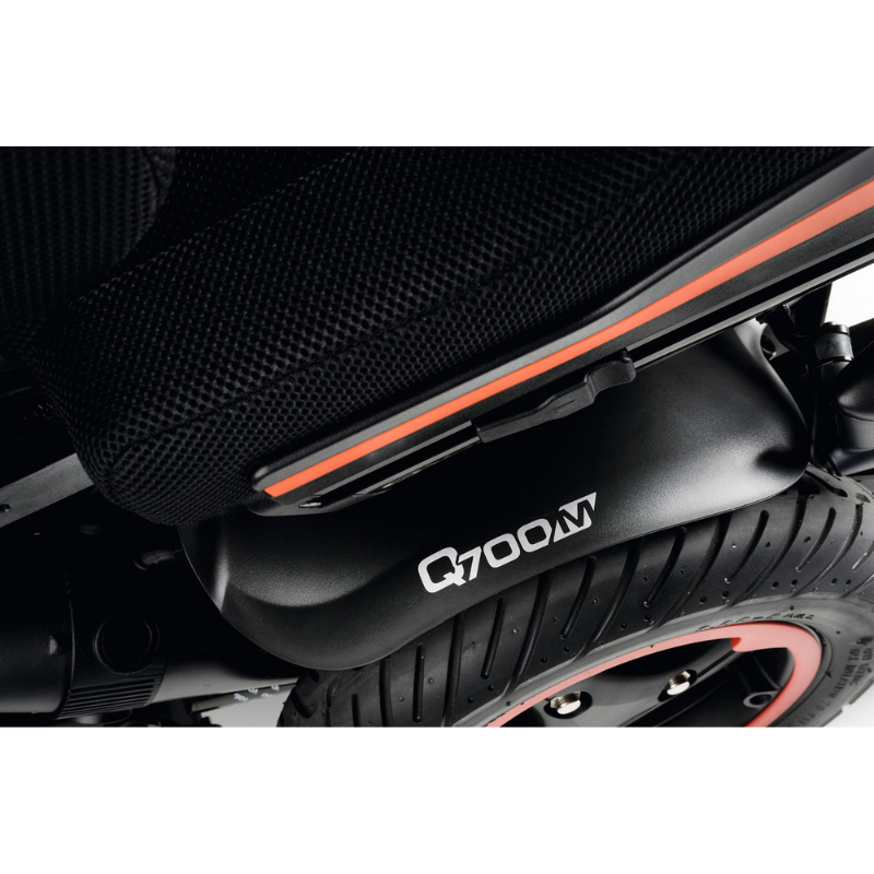 With the independent movement of all six wheels, this wheelchair can easily navigate obstacles and inclines. Powered by ultra-reliable motors and a choice of 60 or 80 Ah batteries, the Q700 M Ergo is built to last.