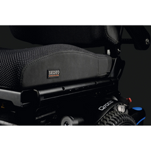 Load image into Gallery viewer, With 4-pole motors and a choice of 60 or 80 Ah batteries, this model is designed to give you the freedom to travel wherever you want. The optional Gyro-Tracking System ensures a smooth, stable ride, making it ideal for those with limited mobility.