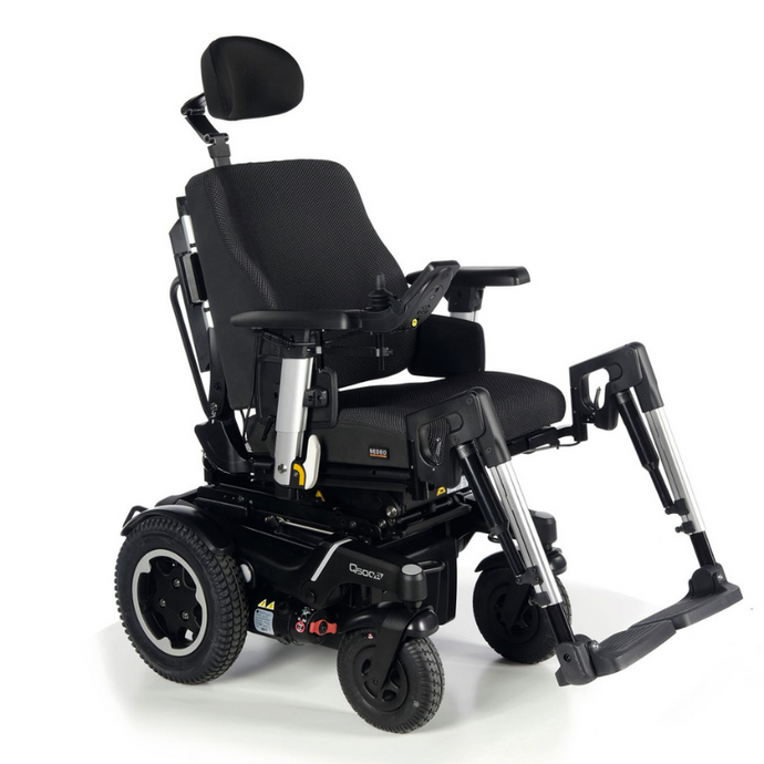 The new QUICKIE Q500 R rear-wheel drive wheelchair is the perfect choice for anyone looking for an easy to handle and intuitive drive.